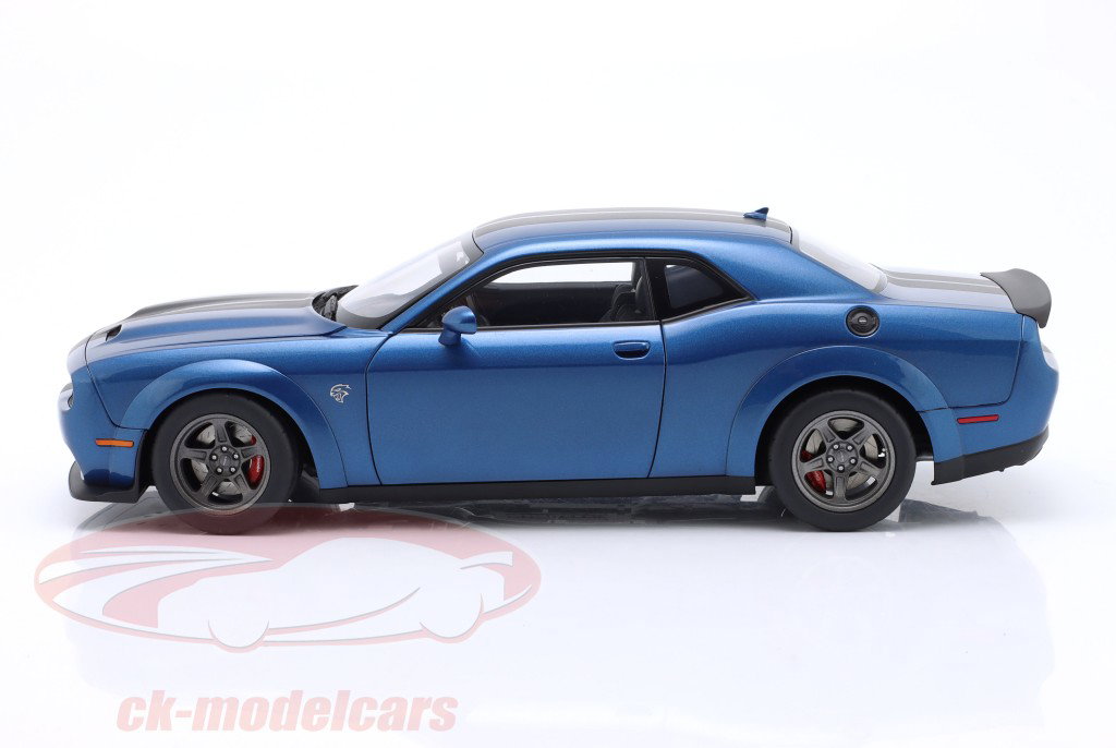 Dodge Challenger SRT Jailbreak Год постройки 2022 indigo синий 1:18 AUTOart