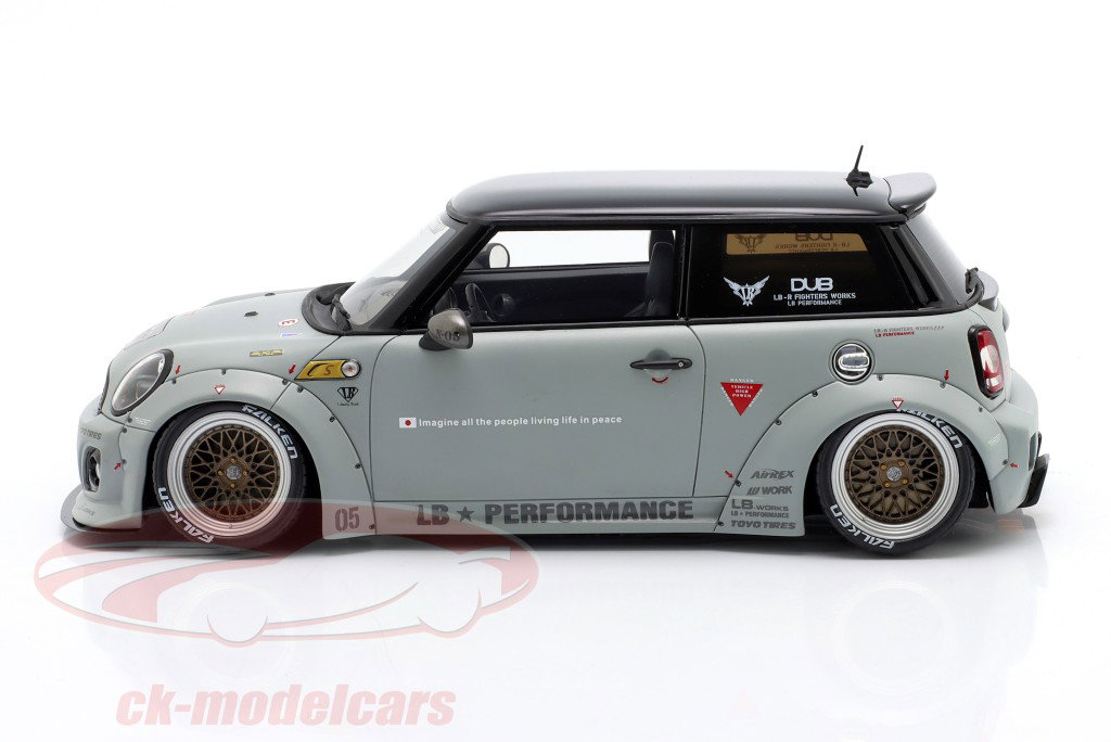 Mini Cooper R56 LB-Works 2015 grau 1:18 OttOmobile
