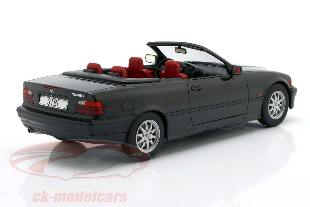 BMW 3er (E36) Cabriolet 建設年 1996 黒 1:18 ModelCar Group