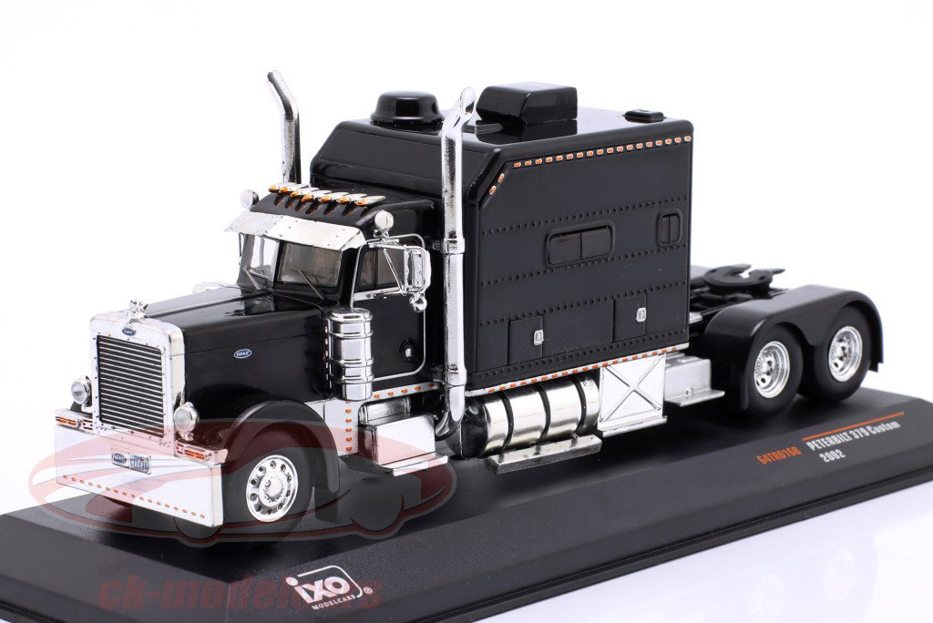 Peterbilt 379 Custom Year 2002 black 1:64 Ixo