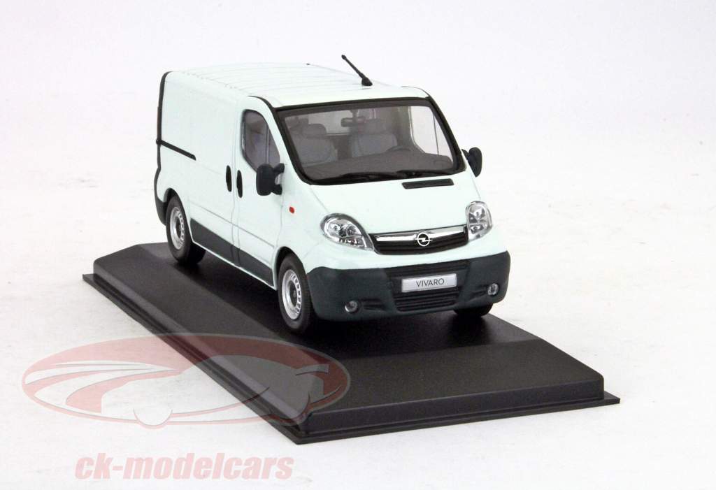 Opel Vivaro modèle 2001 blanc 1:43 Minichamps