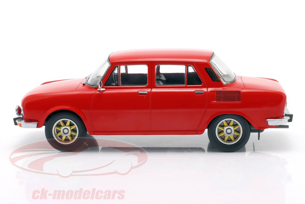 Skoda 100 Année de construction 1969 rouge 1:18 ModelCar Group