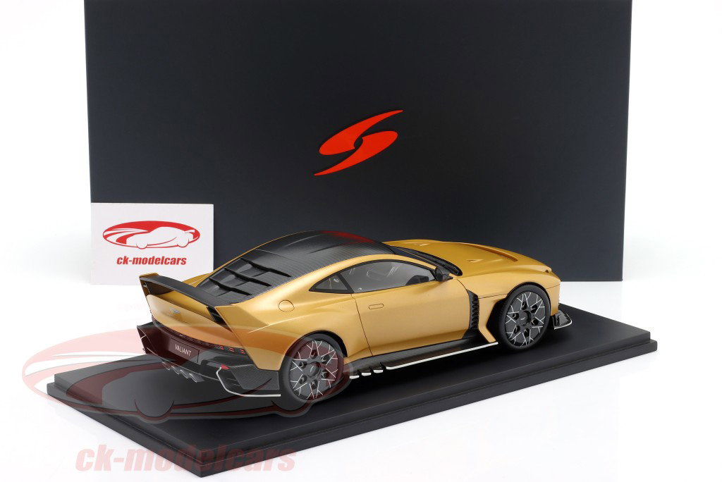 Aston Martin Valiant Año de construcción 2024 oro 1:18 Spark