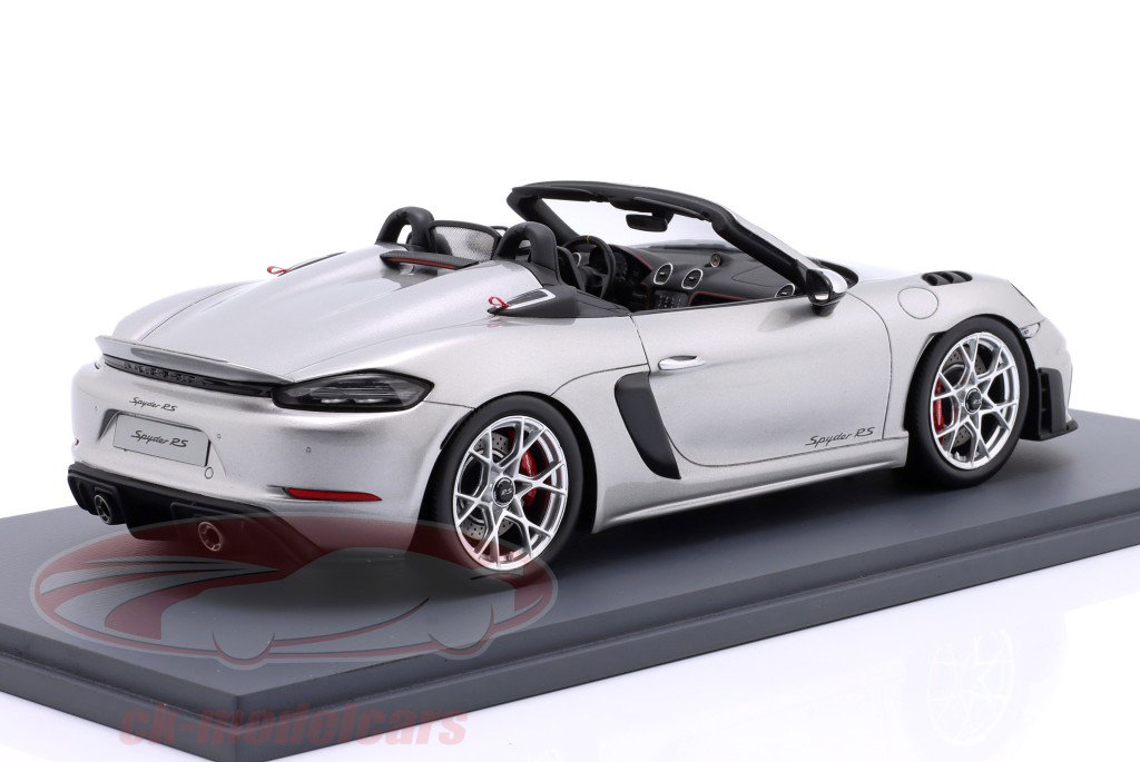 Porsche Spyder RS Année de construction 2023 GT argent 1:18 Schuco