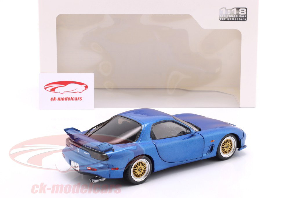 Mazda RX-7 type RS (FD3S) year 1999 blue metallic 1:18 Solido
