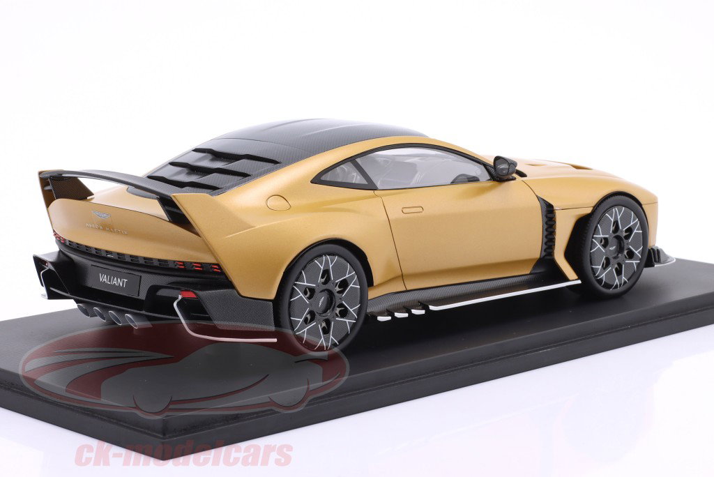 Aston Martin Valiant Année de construction 2024 or 1:18 Spark