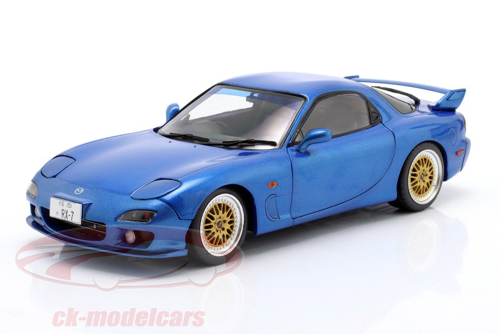 Mazda RX-7 type RS (FD3S) year 1999 blue metallic 1:18 Solido