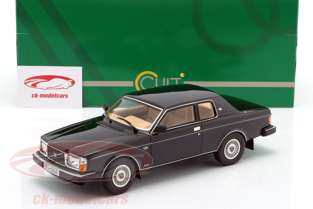 Volvo 262C Bertone Année de construction 1981 noir 1:18 Cult Scale