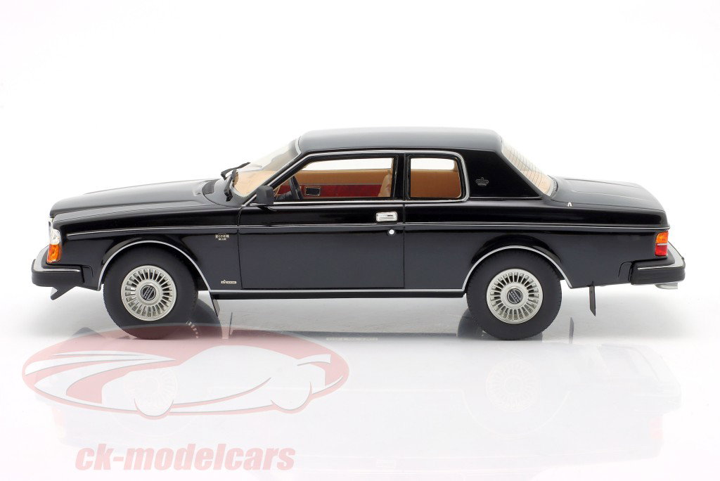 Volvo 262C Bertone Год постройки 1981 черный 1:18 Cult Scale