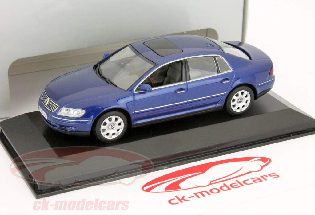 Volkswagen Phaeton modelo 2002 1:43 Minichamps