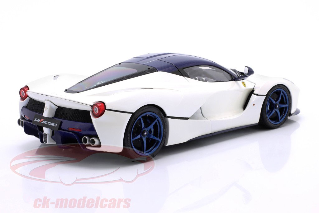 Ferrari LaFerrari year 2012 white / blue 1:18 BBR