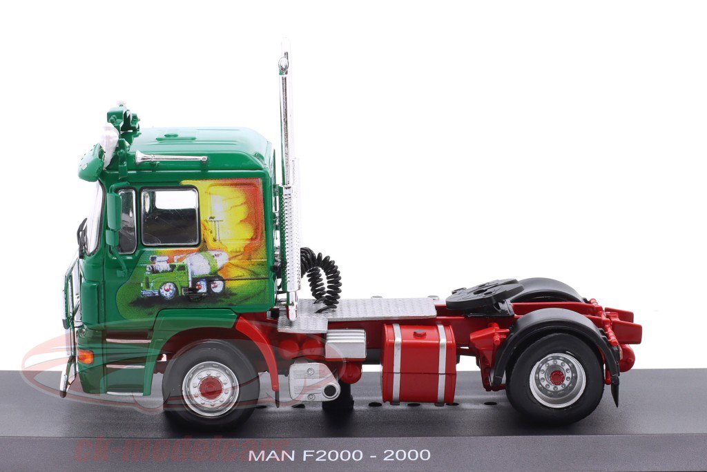 MAN F200 (low cab) Lastbil Byggeår 2000 grøn / indretning 1:43 Hachette