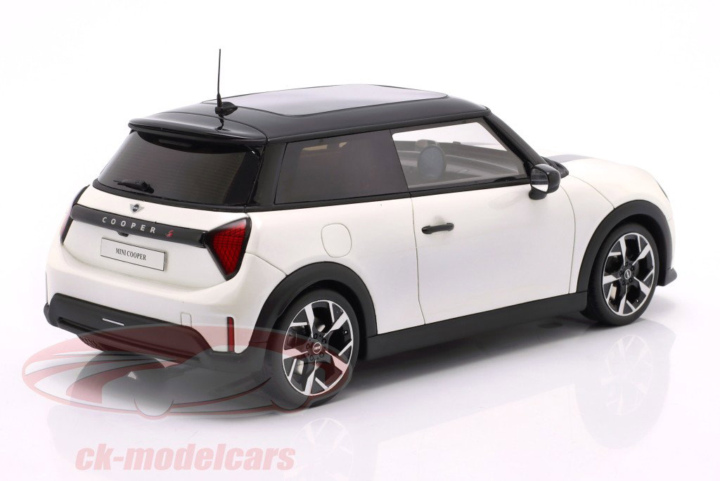 Mini Cooper S Année de construction 2025 blanc métallique 1:18 OttOmobile