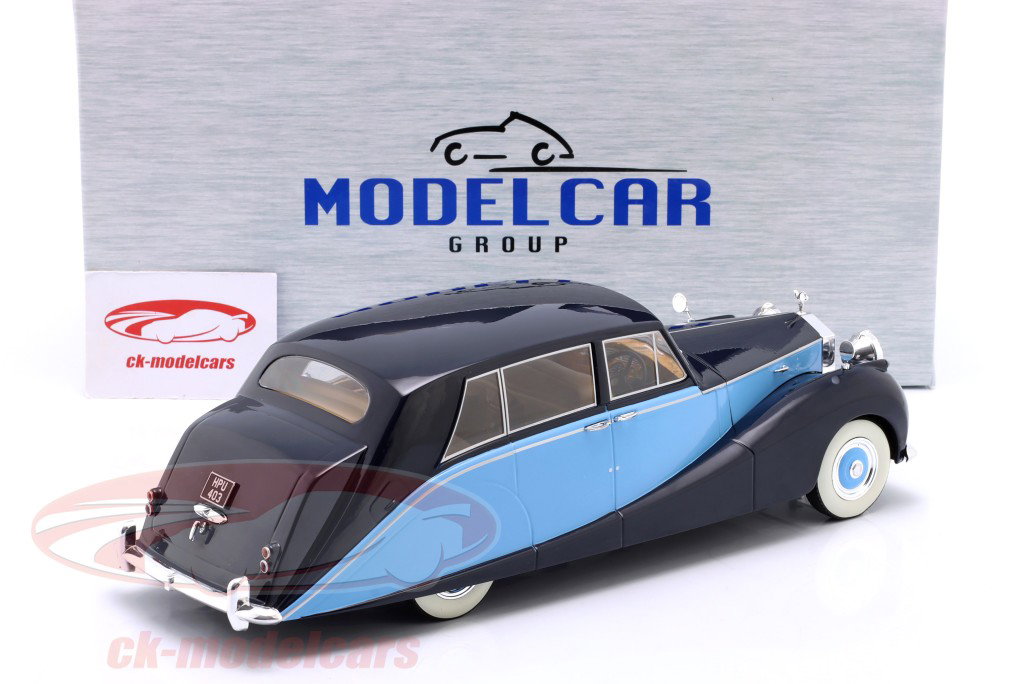 Rolls-Royce Silver Wraith Empress by Hooper 1956 黑色的 / 浅蓝色 1:18 ModelCar Group