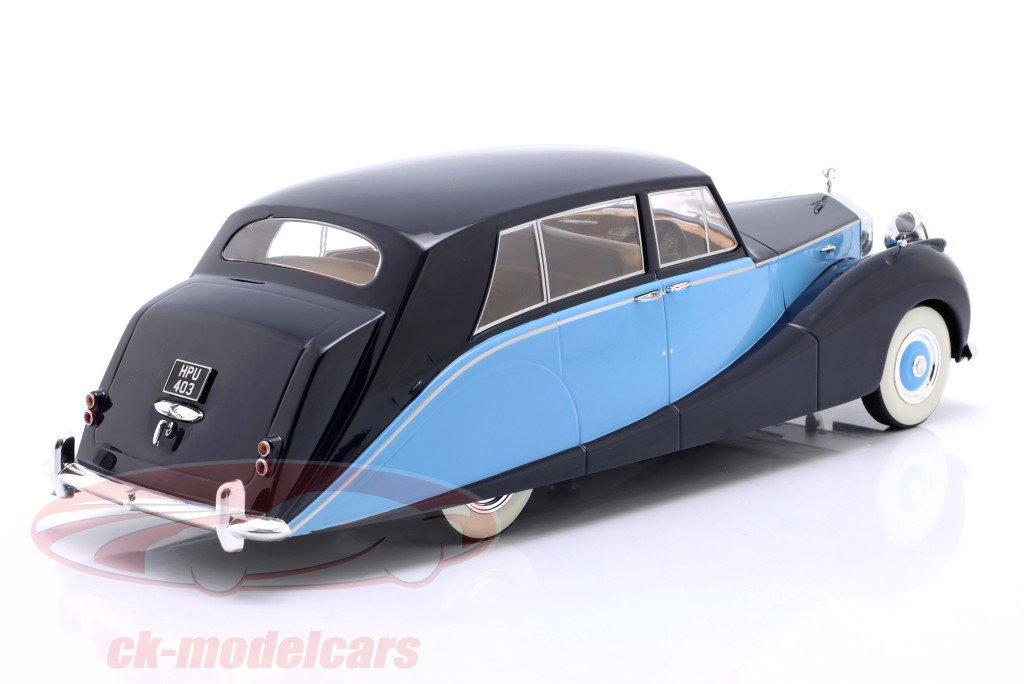 Rolls-Royce Silver Wraith Empress by Hooper 1956 黑色的 / 浅蓝色 1:18 ModelCar Group