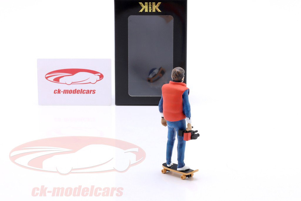 chiffre Marty avec skateboard 1:18 Échelle KK
