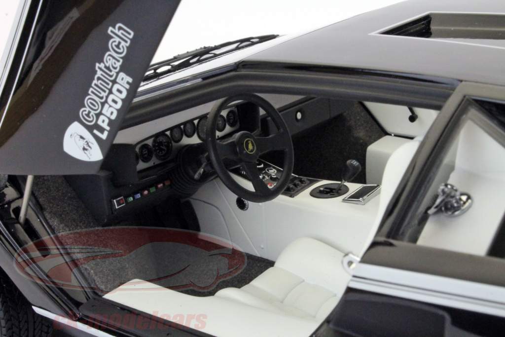 Lamborghini Countach year 1982 black 1:12 Kyosho