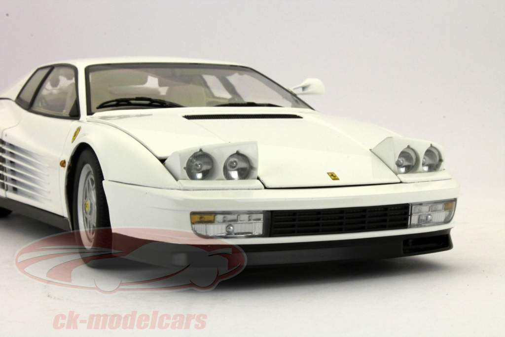 ミニカー KYOSHO 1:18 Ferrari Testarossa ミニカー KYOSHO 1:18 Ferrari Testarossa 1/18 Kyosho 1989