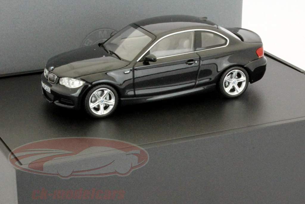 BMW 1er Coupé ミニカー ブラック1/43 Minichamps 1:43 BMW 1er Coupe Bj. 2007 schwarz metallic 80