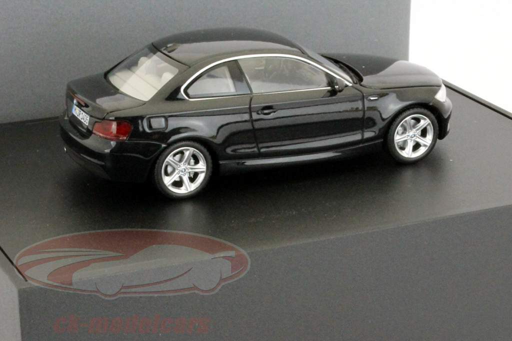 BMW 1er M Coupé ミニカー ブラックメタリック1/43 BMW 1er M Coupé ミニカー ブラックメタリック1/43 BMW 1er M