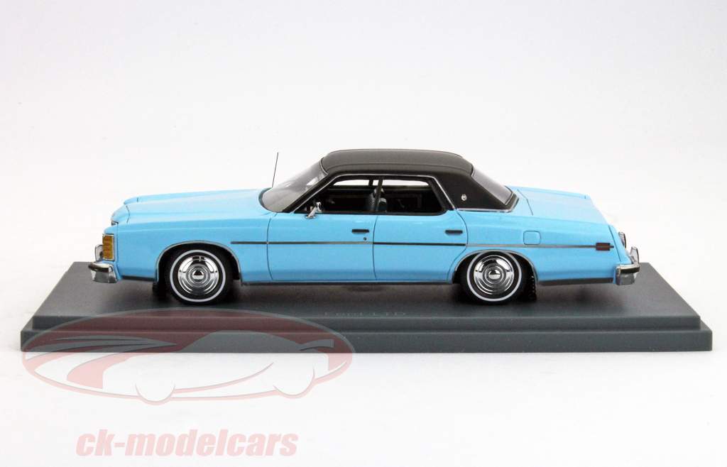 Ford LTD blau 1:43 Neo