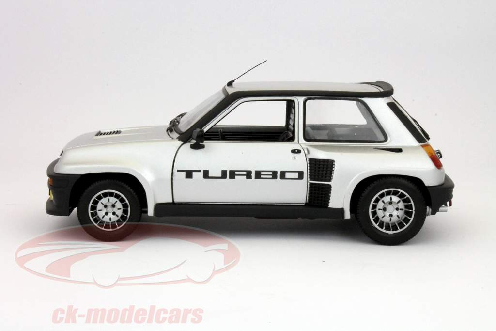 Renault 5 Turbo 1 anée 1984 1:18 argent Universal Hobbies