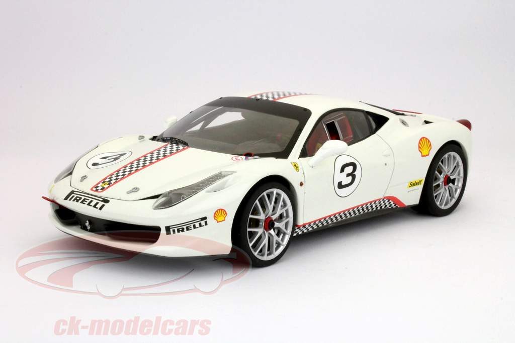 Ferrari 458 Challenge #3 Год выпуска 2011 белого 1:18 HotWheels Elite