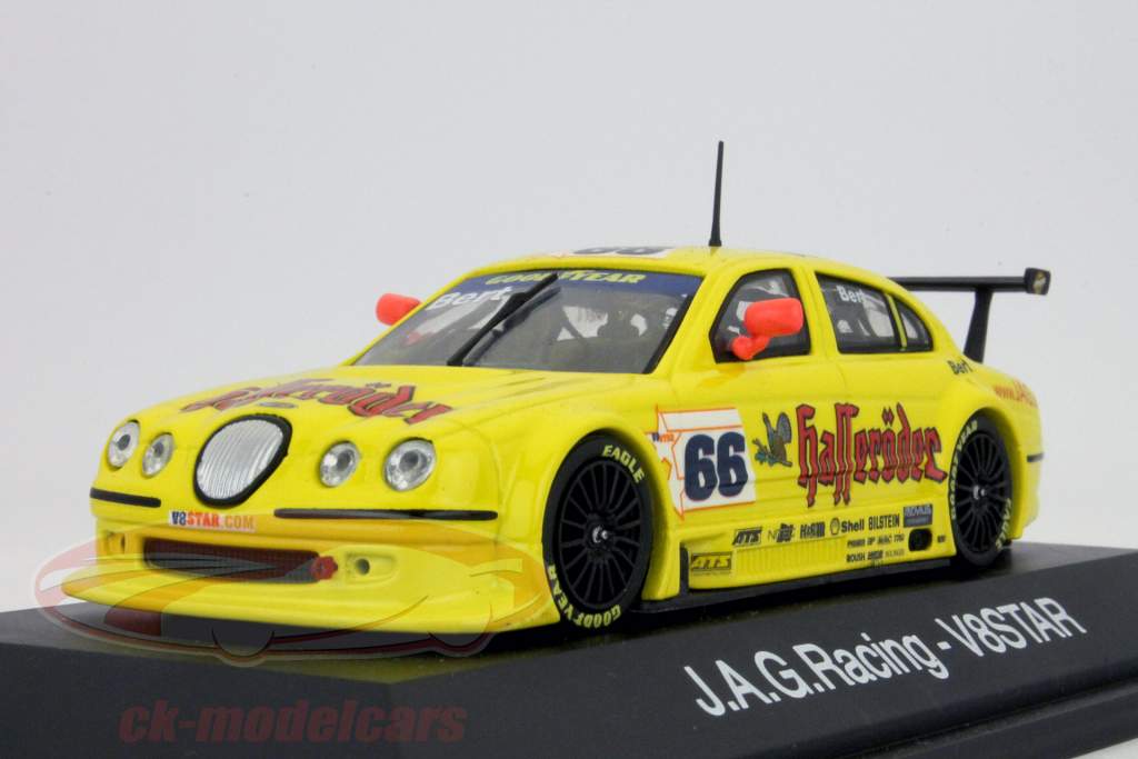 ジャガーSタイプ＃66 V8スターサシャ·バート1時43完成モデル