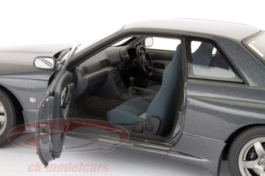 AUTOart 1:18 Nissan Skyline GT-R (R32) Nismo RHD year 1990