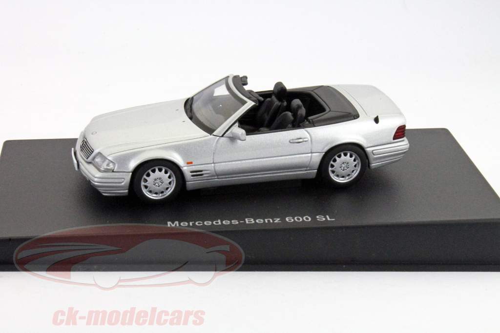 奥图亚奔驰SL 600银1时43分