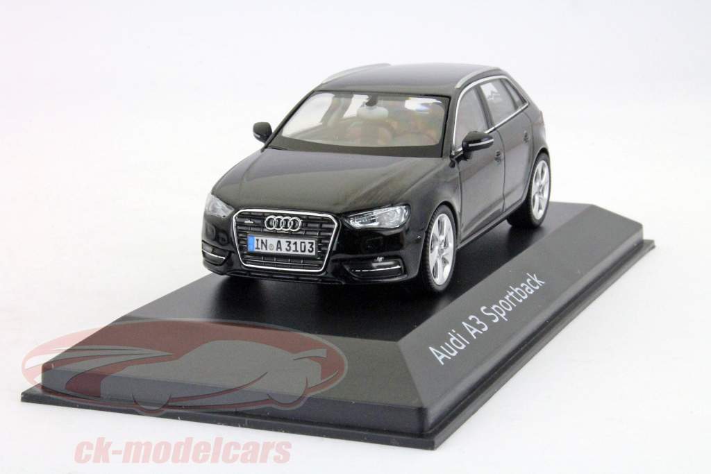 アウディA3スポーツバック2012年黒1：43モデルSchuco