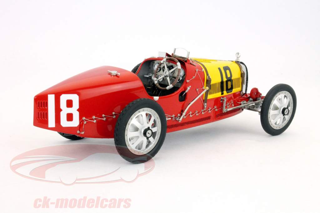 Bugatti Type 35 GP Spanje Nationaal Project Kleur rood / geel 1:18 CMC