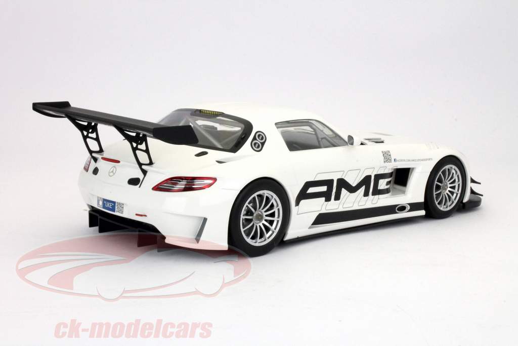 Minichamps 1:18 Mercedes-Benz SLS AMG GT3 Promo white