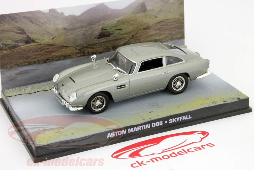 アストンマーティンDB5ジェームズ·ボンドの映画Skyfallカー1時43 IXO