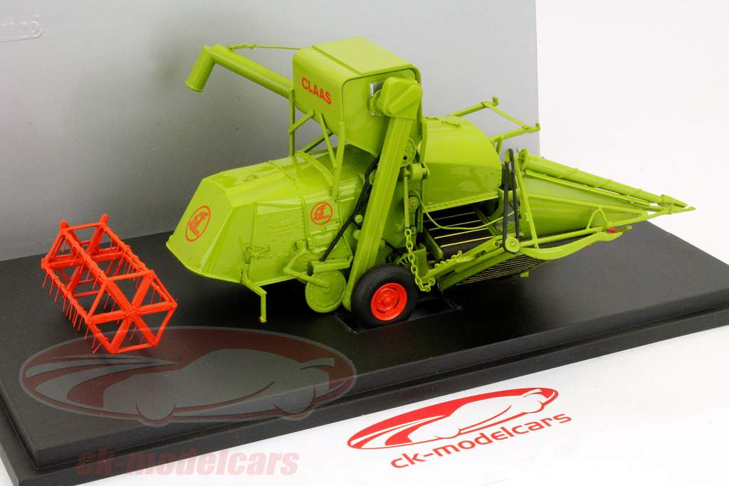 Combina Claas Super Automatic S 1969 verde 1:43 Schuco