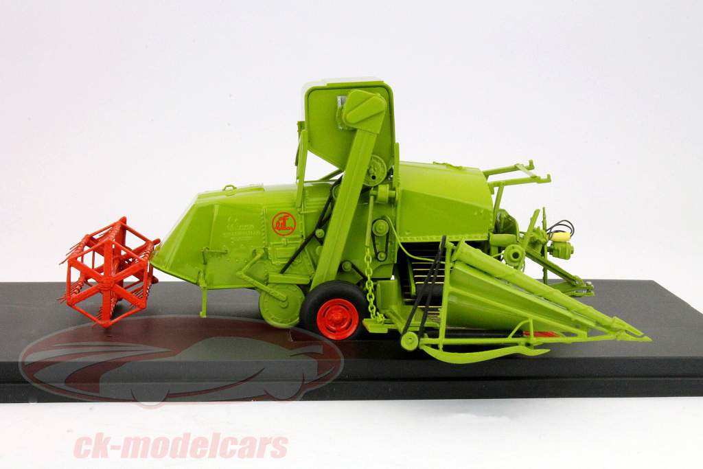 Зерноуборочные комбайны Claas Супер Автоматическая S 1969 зеленых 1:43 Schuco