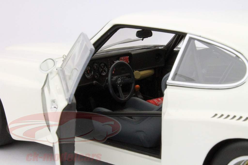 Minichamps 1:18 白フォードカプリRS 3100 1974プレーンボディ