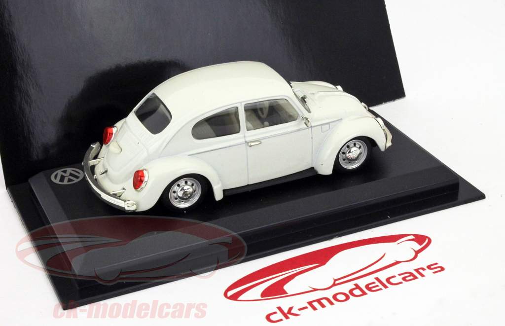 フォルクスワーゲンVWビートル1303白1時43 Altayaの