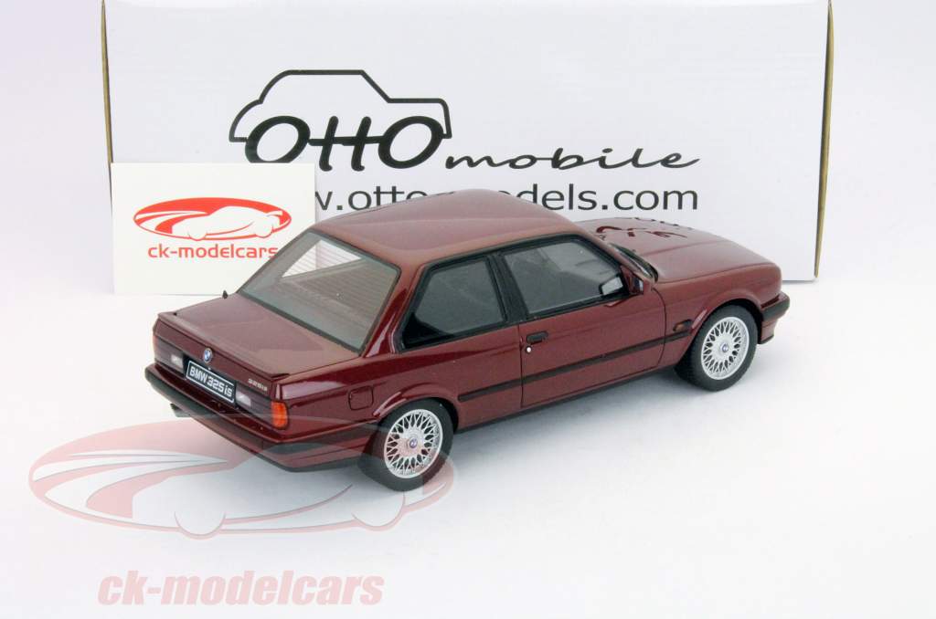 BMW 325is E30 Anno 1990 rosso 1:18 OttOmobile