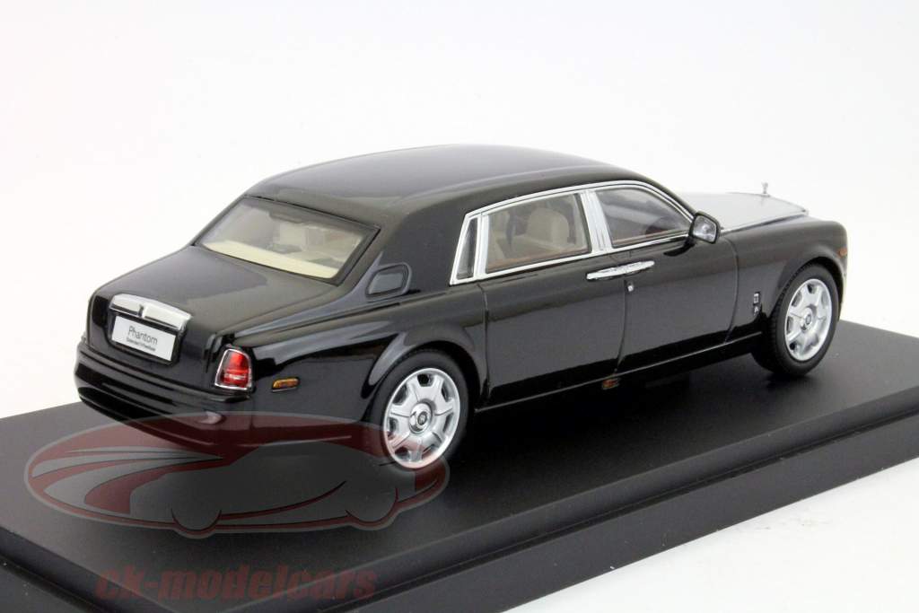Year built 2012 Rolls Royce Phantom EWB diamantschwarz 1:43 Kyosho