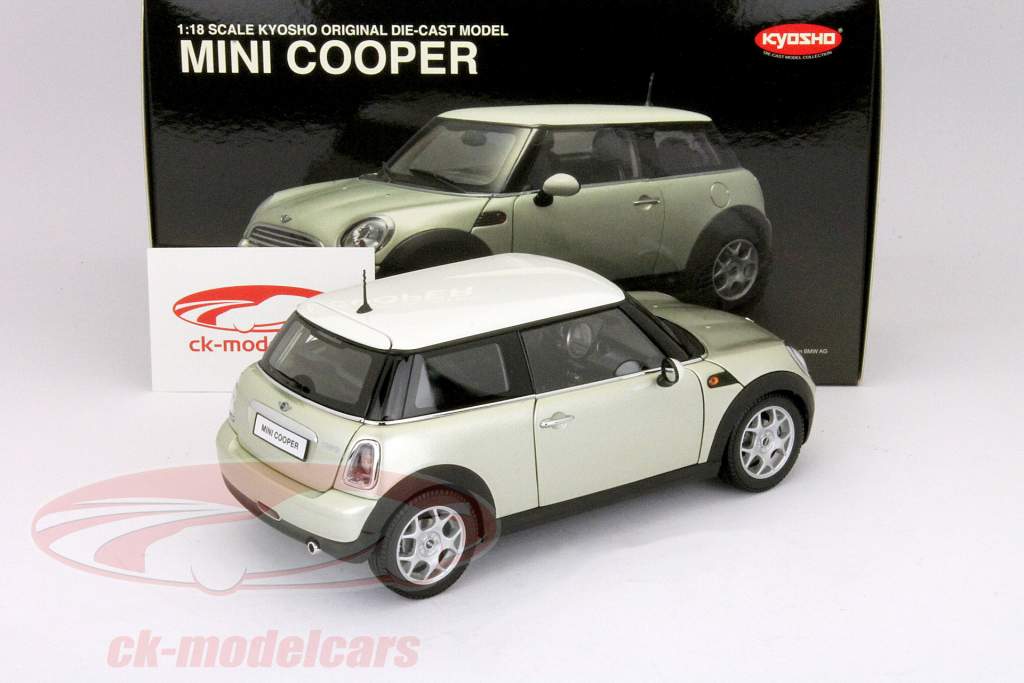 Mini Copper r56 Year 2006 silver 1:18 Kyosho