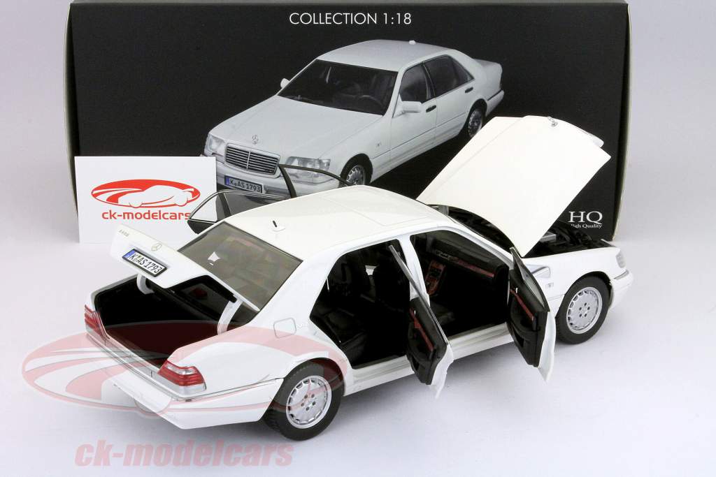 メルセデスベンツ　S600 プラモデル Norev 1:18 メルセデスベンツS600（140シリーズ）1997白分モデル