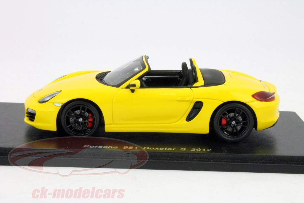 Porsche 981 Boxster S Jaar 2012 gele 1:43 Spark