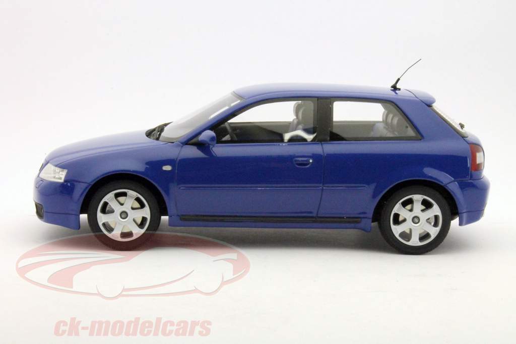 Audi S3 azul 1:18 Ottomobile