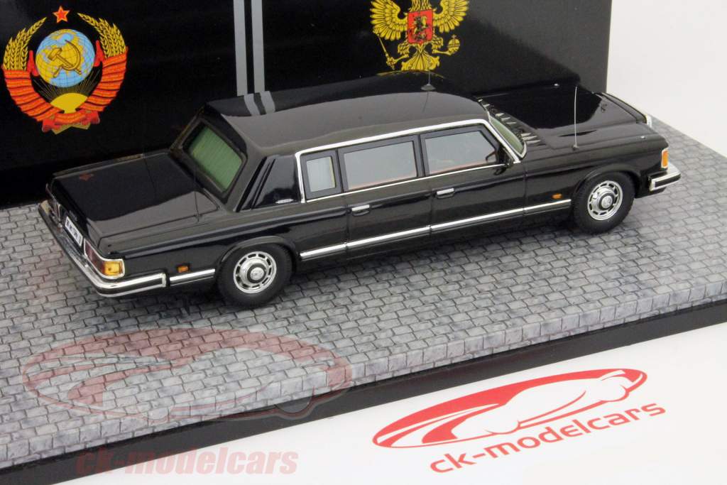 ЗИЛ-41052 Правительство России автомобиль черного Горбачев 1:43 Свечи DIP