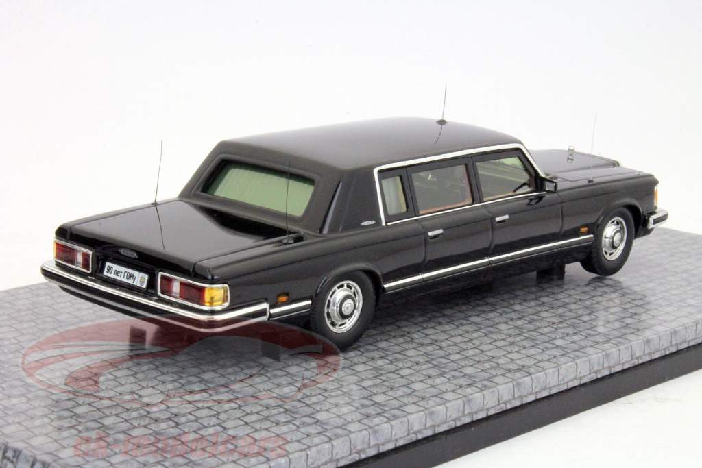 ЗИЛ-41052 Правительство России автомобиль черного Горбачев 1:43 Свечи DIP