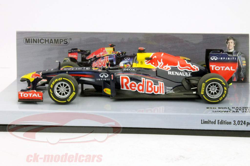 Minichamps 1:43 S. Vettel Red Bull Renault RB8 Showcar