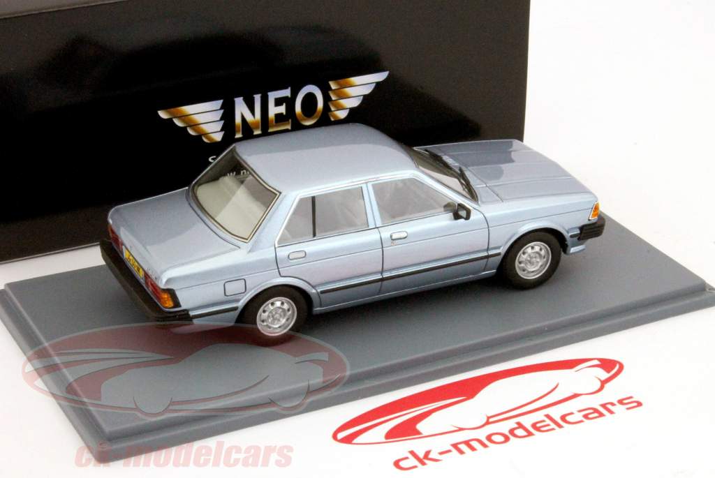 Neo 1:43 Datsun Bluebird U910 blue metallic NEO44500 model