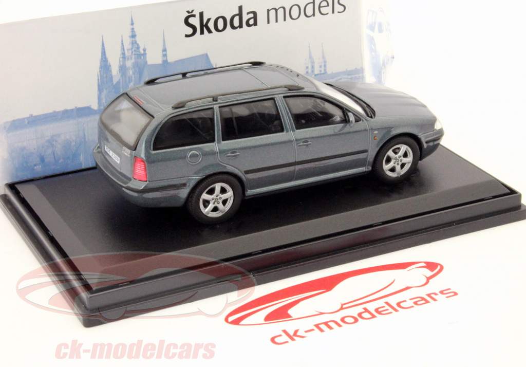 Skoda Octavia Combi anno 2000 grigio 1:43 Abrex