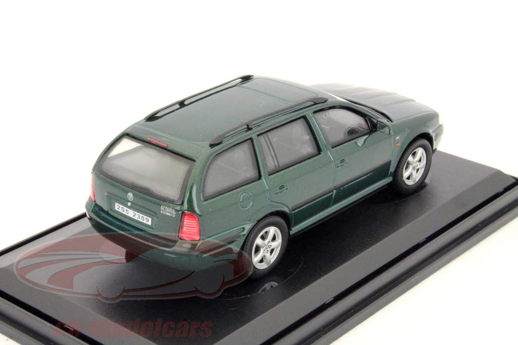 Skoda Octavia Combi anno 2000 verde 1:43 Abrex
